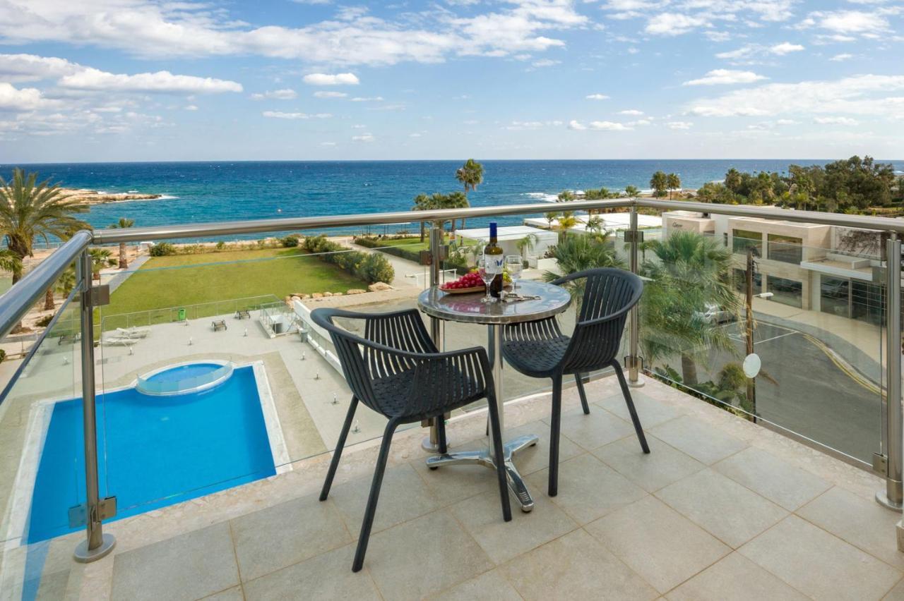Gabriela - Coralli Beachfront Apartment Протарас Экстерьер фото